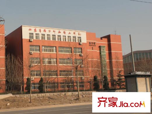 唐寧郡南100米幼教特教師范學(xué)校