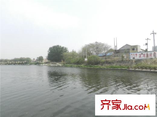 藍頓浞河生活廣場東100米浞河風景區(qū)