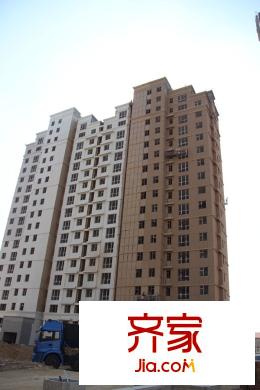三友翡翠城二期高層20#樓外墻施工（2015-11-5）