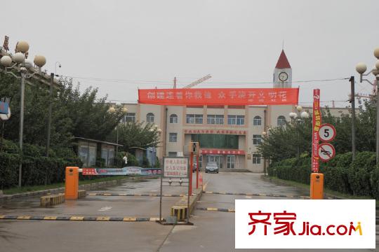 華安世紀櫻園東南1000米小學(xué)