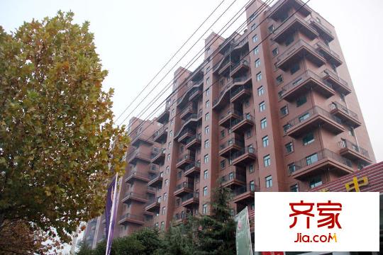 金禾馨苑17號樓外立面施工（2015-11-19）