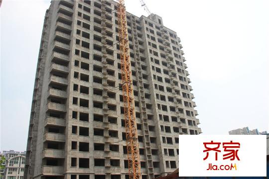 金御皇廷4號樓施工（20150813）