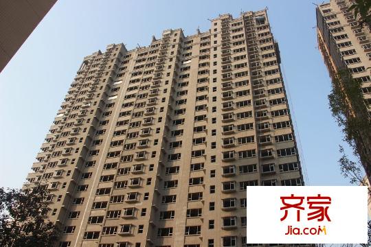 紫瑞園21號樓已封頂（2015-11-4）