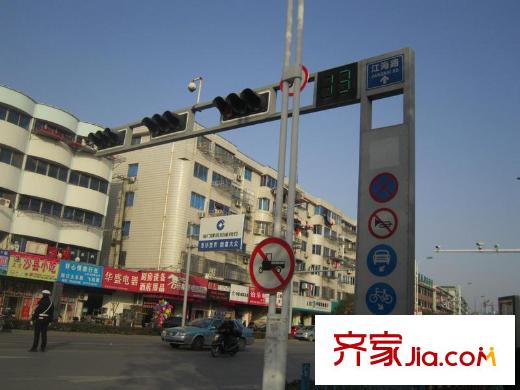 海悅國際配套圖1km處江海路指示牌