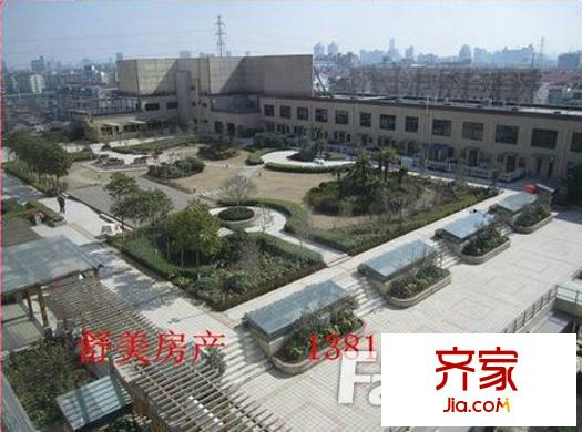 現(xiàn)代生活廣場住宅外景圖現(xiàn)代生活廣場 