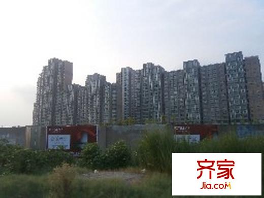 理想城外景圖首開 