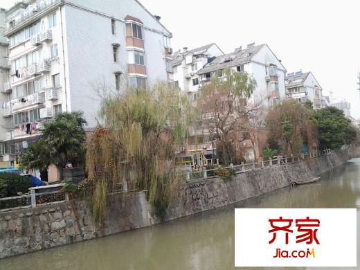 北濠順?biāo)鞓峭饩皥D 