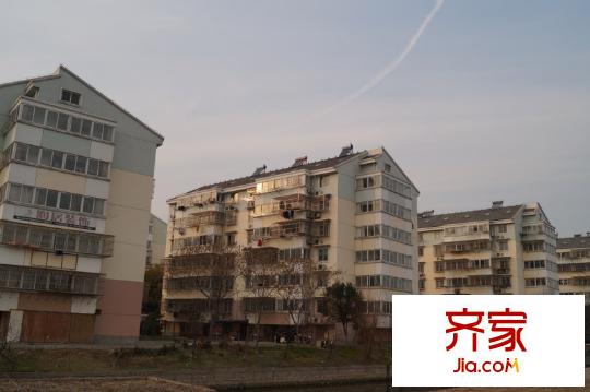 濱河?xùn)|城外景圖 