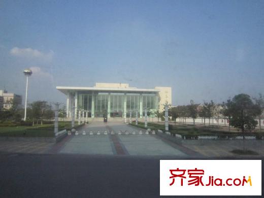 華府御庭正對面50米的如皋大劇院