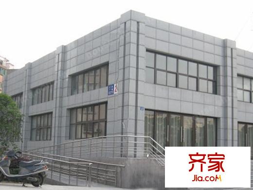 中房匯達(dá)廣場項(xiàng)目施工現(xiàn)場（20111001）