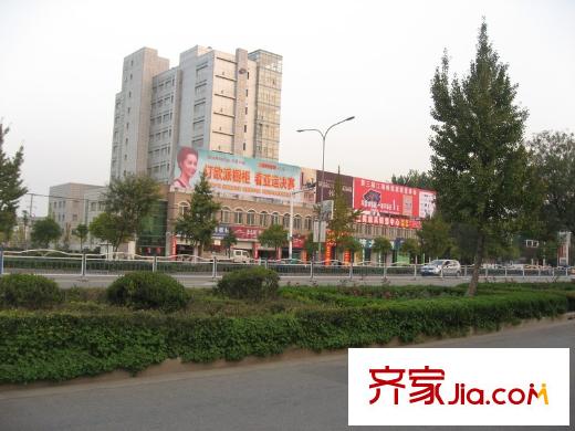 文峰城市廣場(chǎng)東南500米的疾病控制中心
