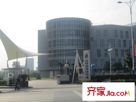御龍灣東側(cè)1500米的如皋軟件園