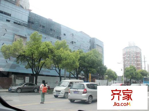 圓融廣場(chǎng)商業(yè)施工進(jìn)度（2014.7.21）