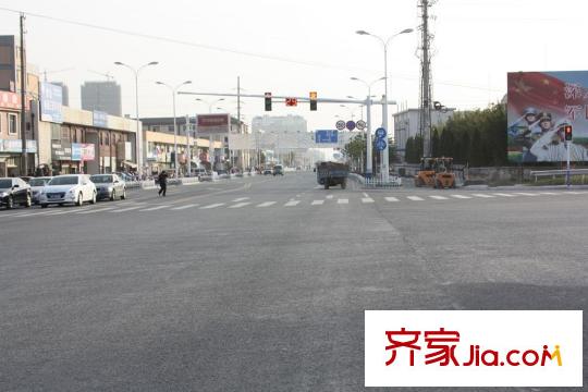 銀河灣十字路口