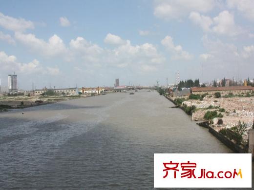 五洲御錦城北側(cè)100的通呂運(yùn)河（2012.10.01）