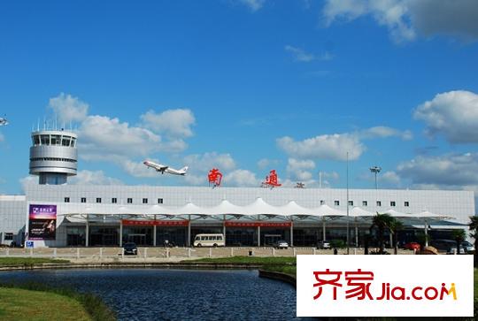 南通別業(yè)項(xiàng)目東北方向13km南通興東機(jī)場(chǎng)
