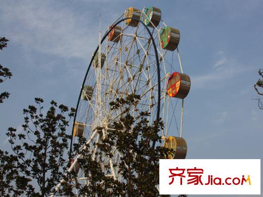 證大滿庭芳摩天輪