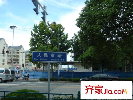 德誠翠湖灣項目北側300米處人民路