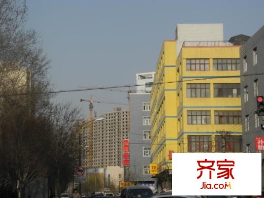 華凌公館小區(qū)實景（2012-04-16）