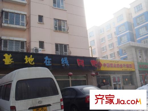 美好尚郡周邊配套網(wǎng)吧