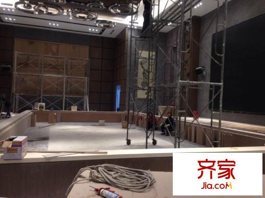 新疆總部基地售樓部實(shí)景 2014.9.23