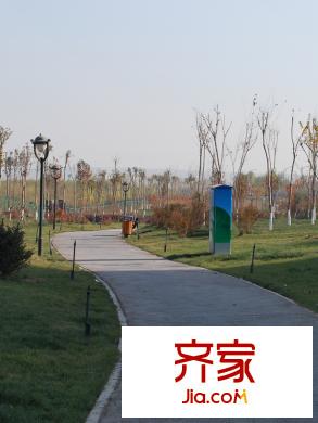 公元南湖二期?天境小區(qū)外部（2013-11-5）