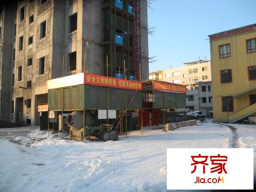 天和廣場小區(qū)入口2012-12-06