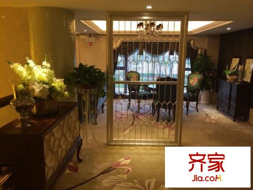 艾美卡特蘭售樓部二樓  2014.8.27