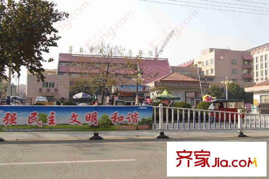 中央廣場三角花園周邊配套市中區(qū)人民醫(yī)院