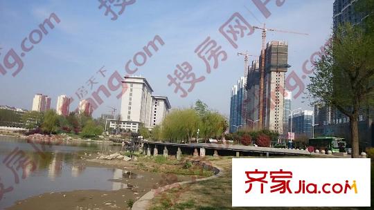 湖景花園周邊配套奚仲廣場