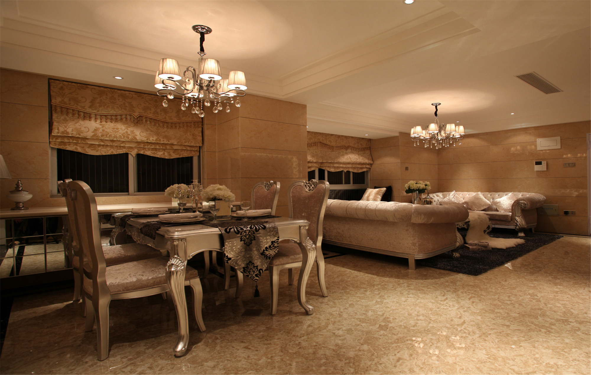 欧式风格,110平米装修,二居室装修,20万以上装修,餐厅,餐桌,暖色调