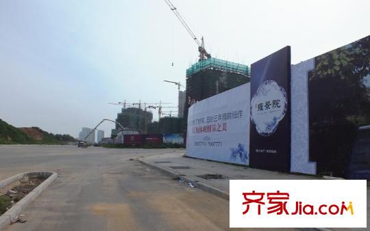 金舍雍景院配套圖項(xiàng)目南側(cè)道路