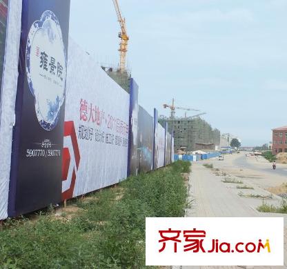 金舍雍景院配套圖項(xiàng)目西側(cè)道路