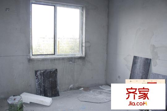 湯河銘筑114平三居戶型次臥實拍（2015.11.23）