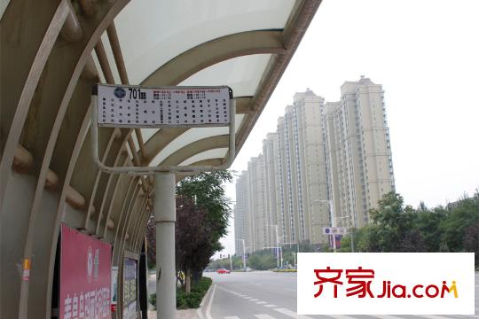 興龍生態(tài)谷項(xiàng)目周邊公交站牌