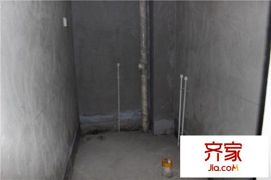 宏程華庭毛坯房實(shí)景（2103.12.21）