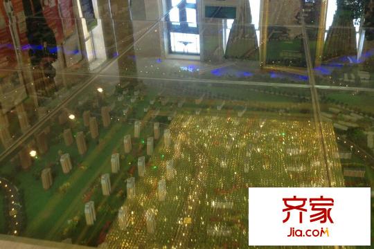 榮盛?白鷺島售樓處實(shí)景地下沙盤