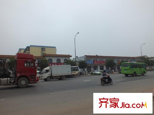 德榮?帝景周邊配套-對(duì)面商鋪