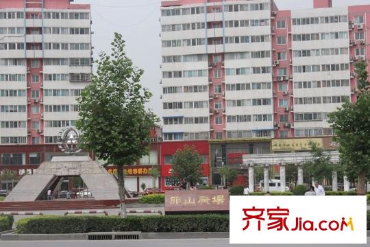 金世紀(jì)?花園周邊配套 邯山廣場(chǎng)