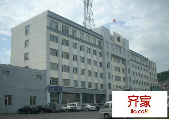 銀龍?jiān)吠饩皥D3