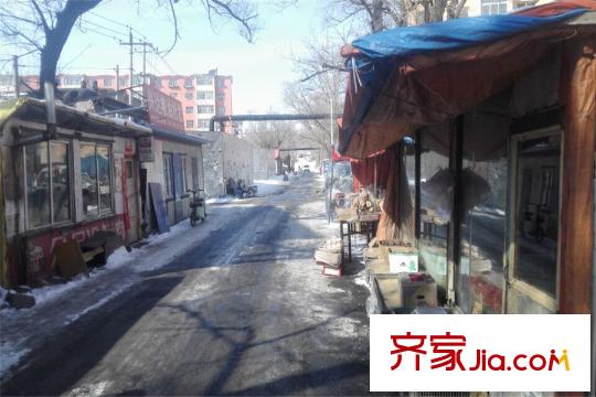 新地山灣勞動路市場