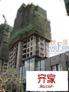 中環(huán)濱江花園售樓處附近高層部分