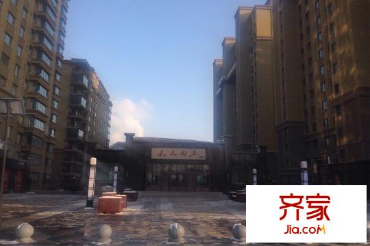 融升天天向上園區(qū)正門（2015-11）