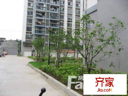 新乐苑小区外景图
