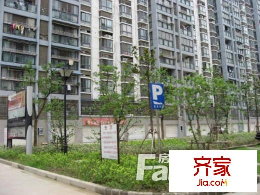 新乐苑小区外景图