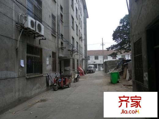 钱桥南街外景图