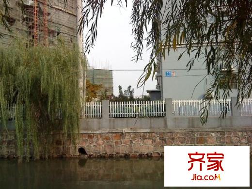 勤新小区外景图