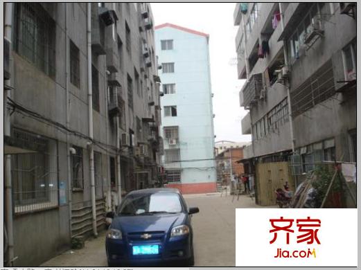 庐山南大道造漆厂宿舍外景图