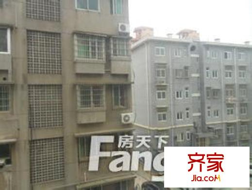 庐山南大道造漆厂宿舍外景图