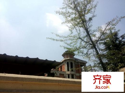 深蓝广场别墅在建(2015-8-7)